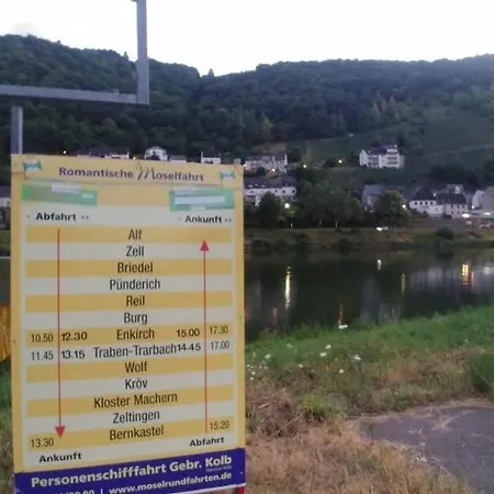Moselglueck Lägenhet Enkirch