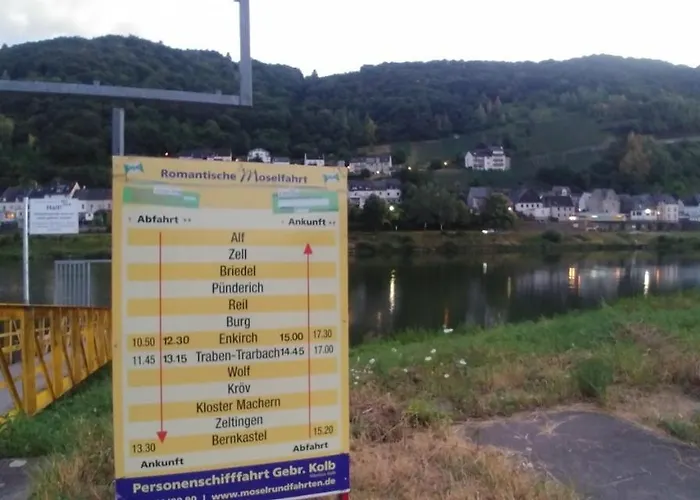 Moselglueck Apartman Enkirch